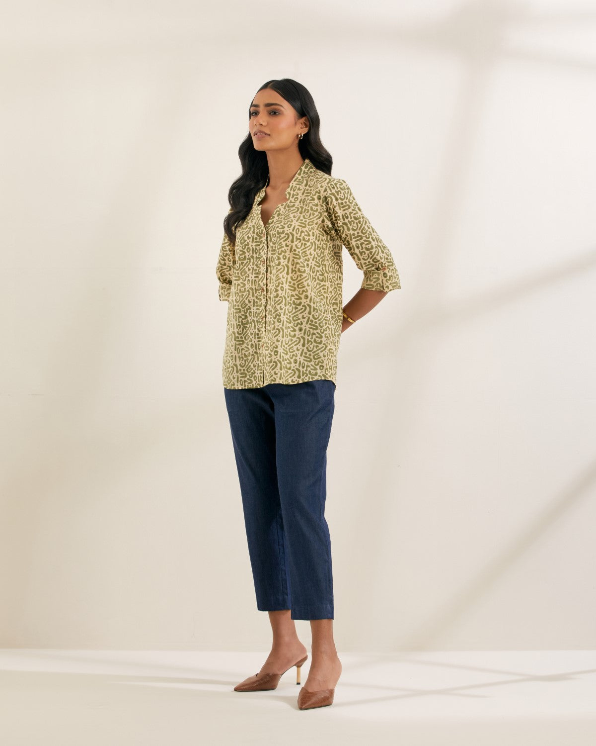 Olive maze shirt