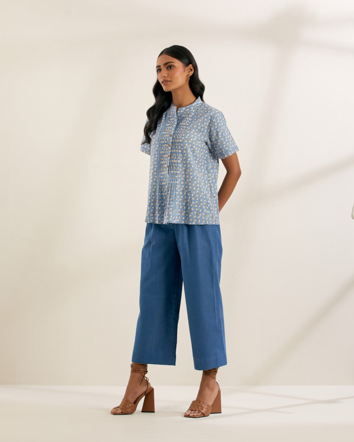 Blue booti pinctucked top