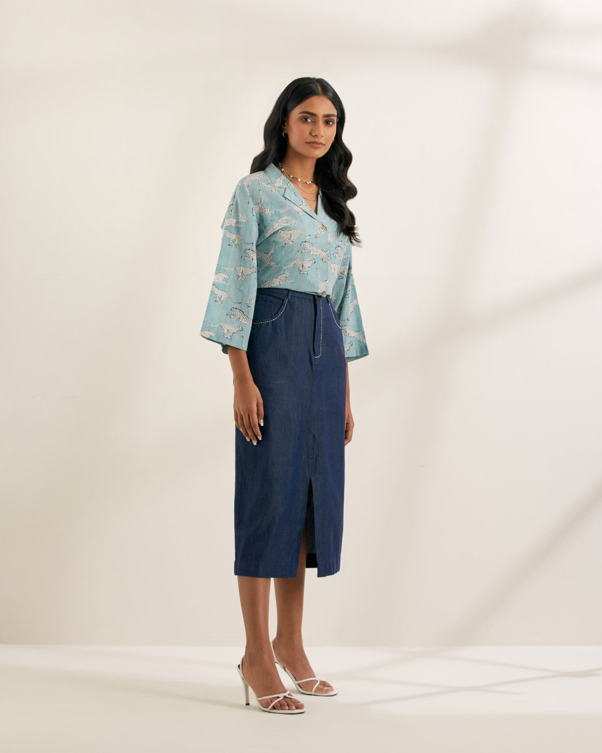 Flying Cutie- Notched collar shirt
