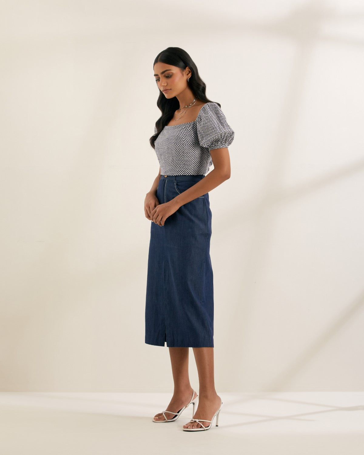 Checkmate- Square neck top with puff sleeves