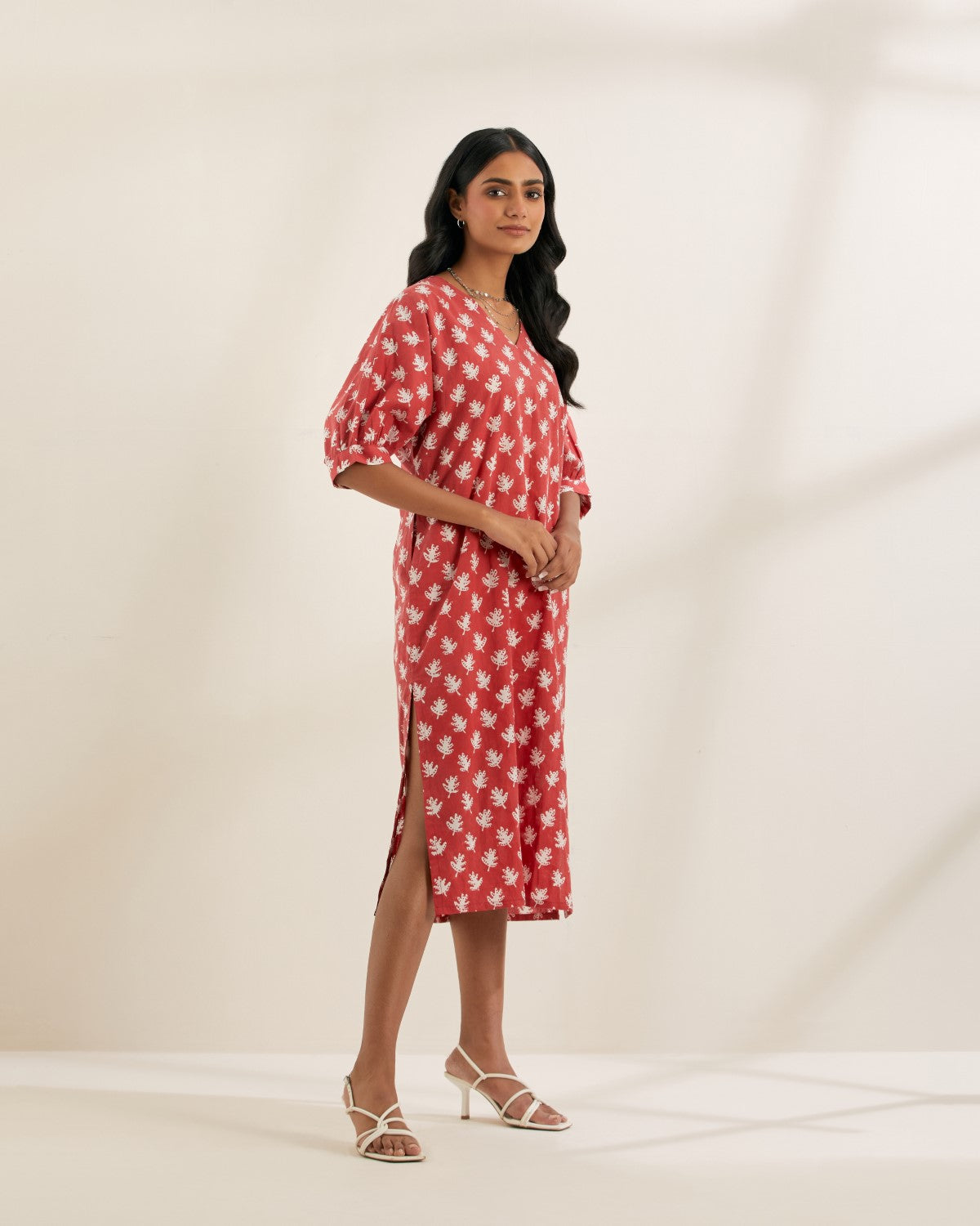 BERRY- Relaxed tunic with side slits