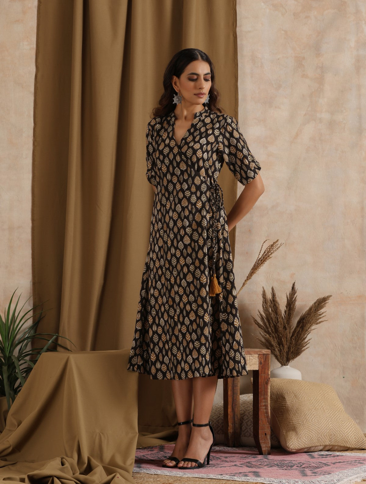 Patjhad- Leaf print wrap dress