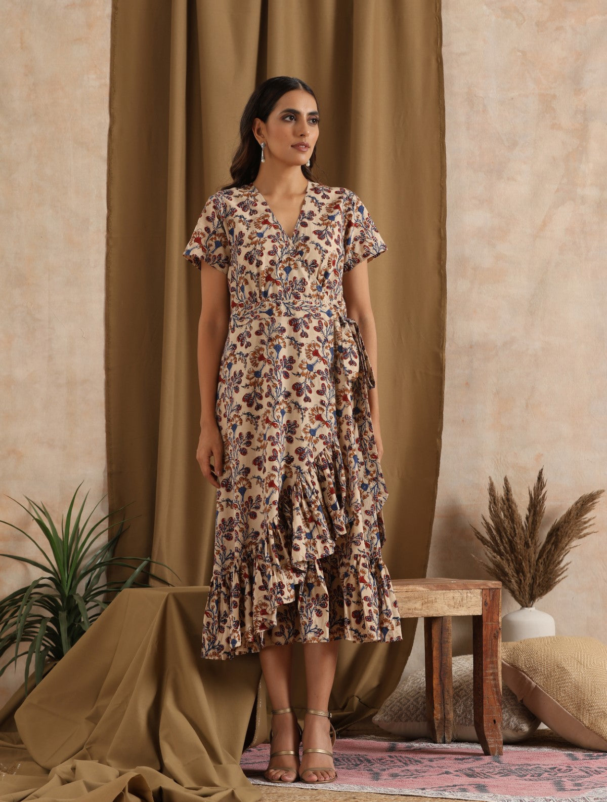 Sadabahar- Wrap dress with frills
