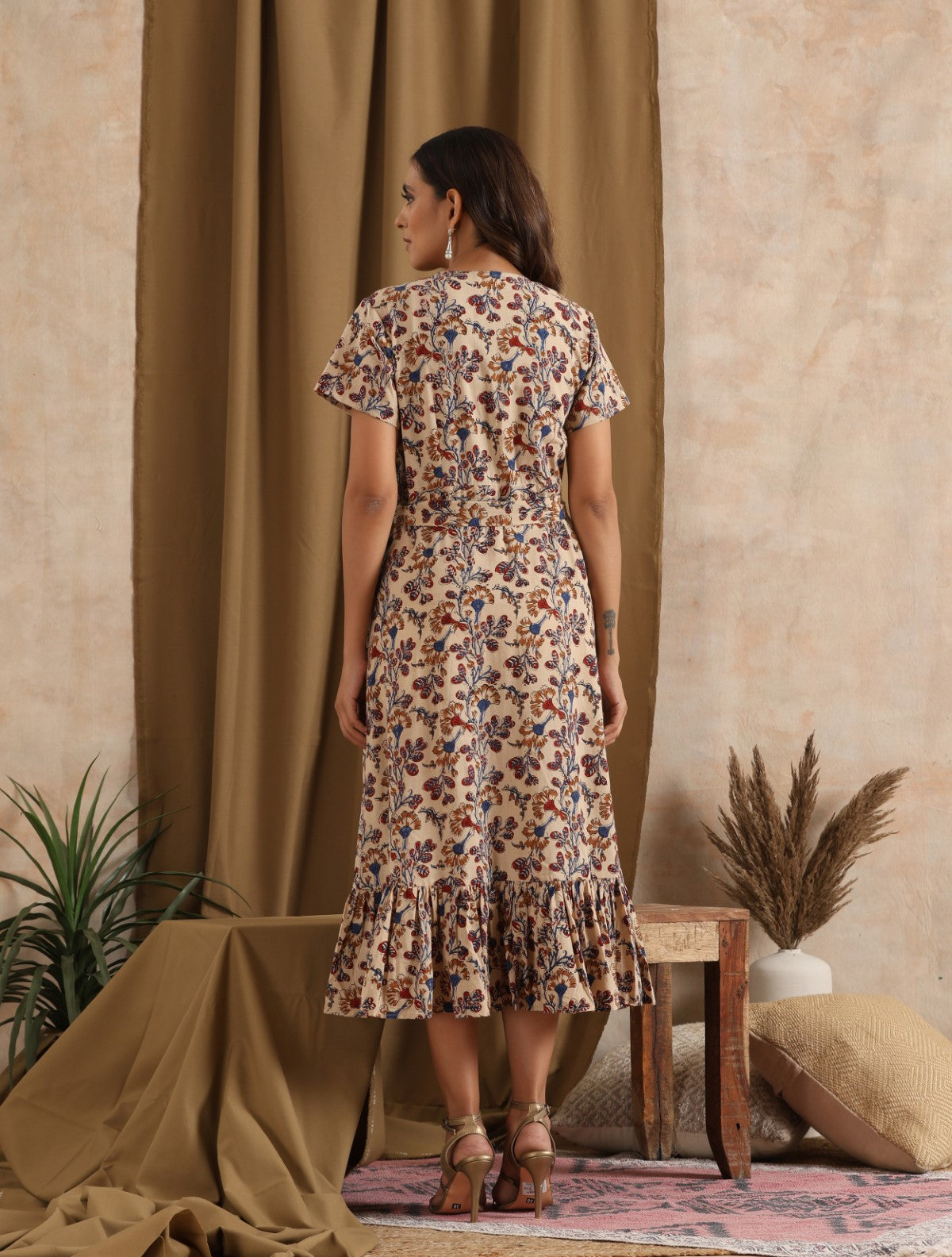 Sadabahar- Wrap dress with frills