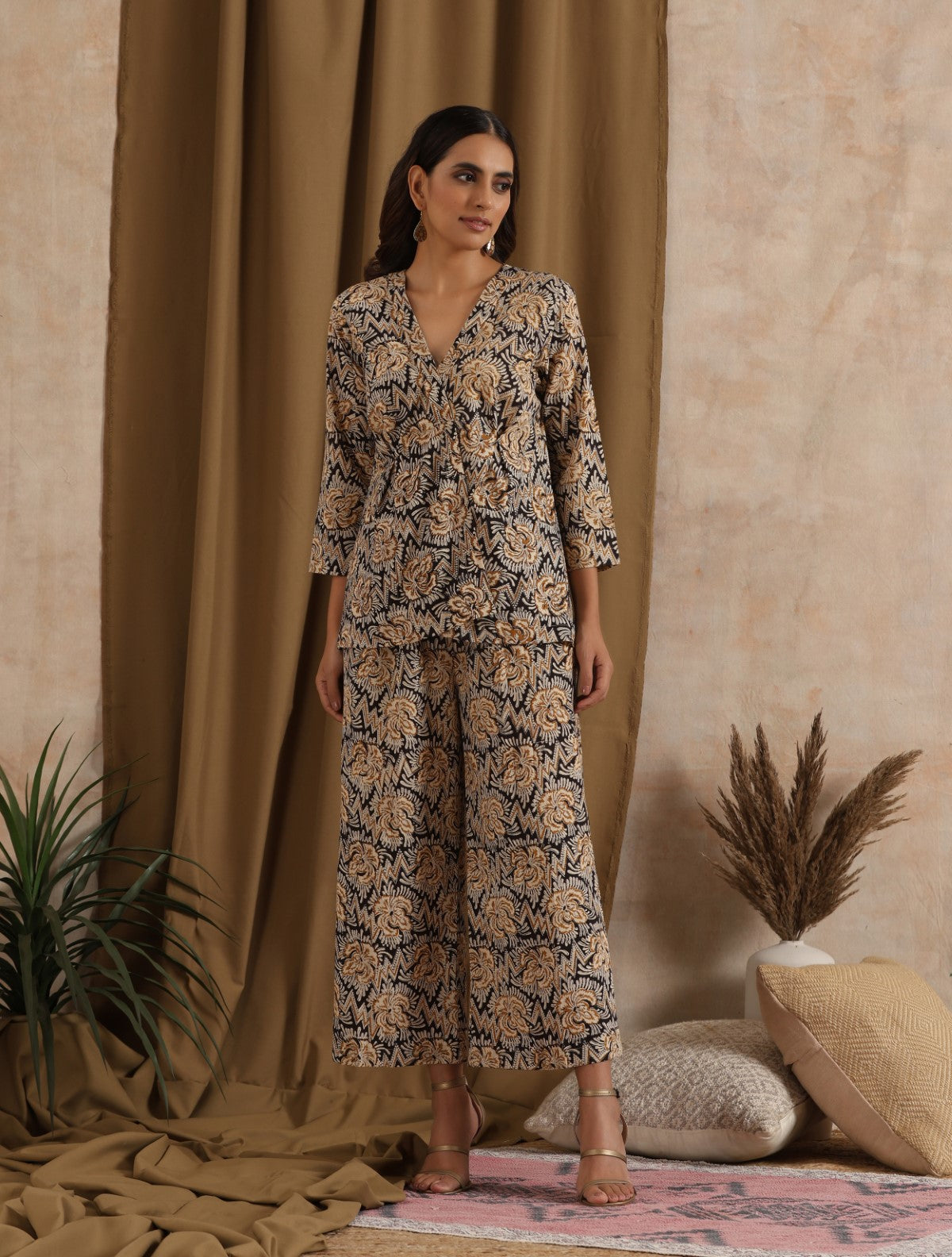 Nasreen- Black mustard abstract coord set