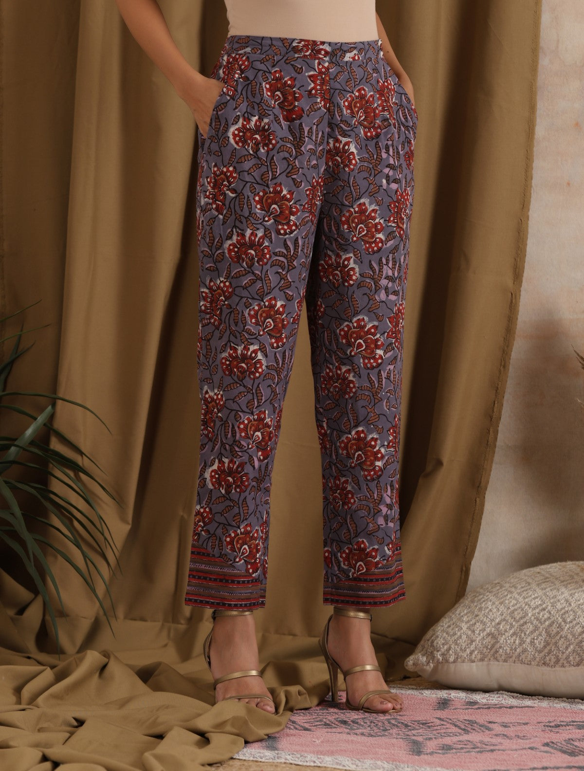 Jamun- Purple floral stripes kurta set with yoke