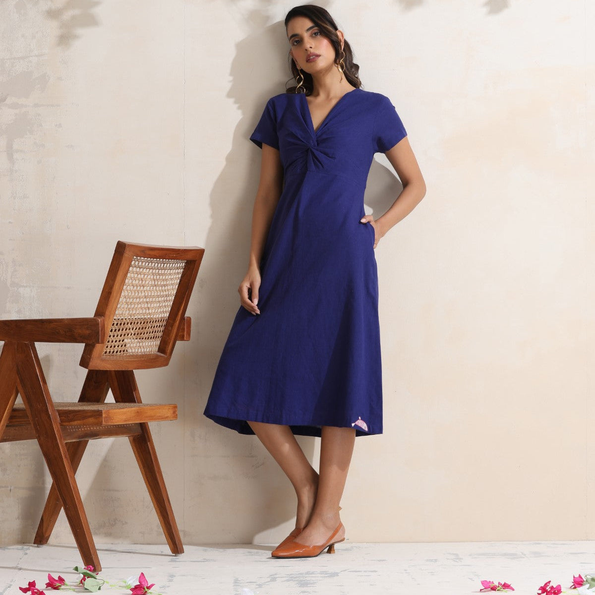 Blue flowy midi dress in 100% cotton 3XL Blue flowy midi dress in 100% cotton 3XL