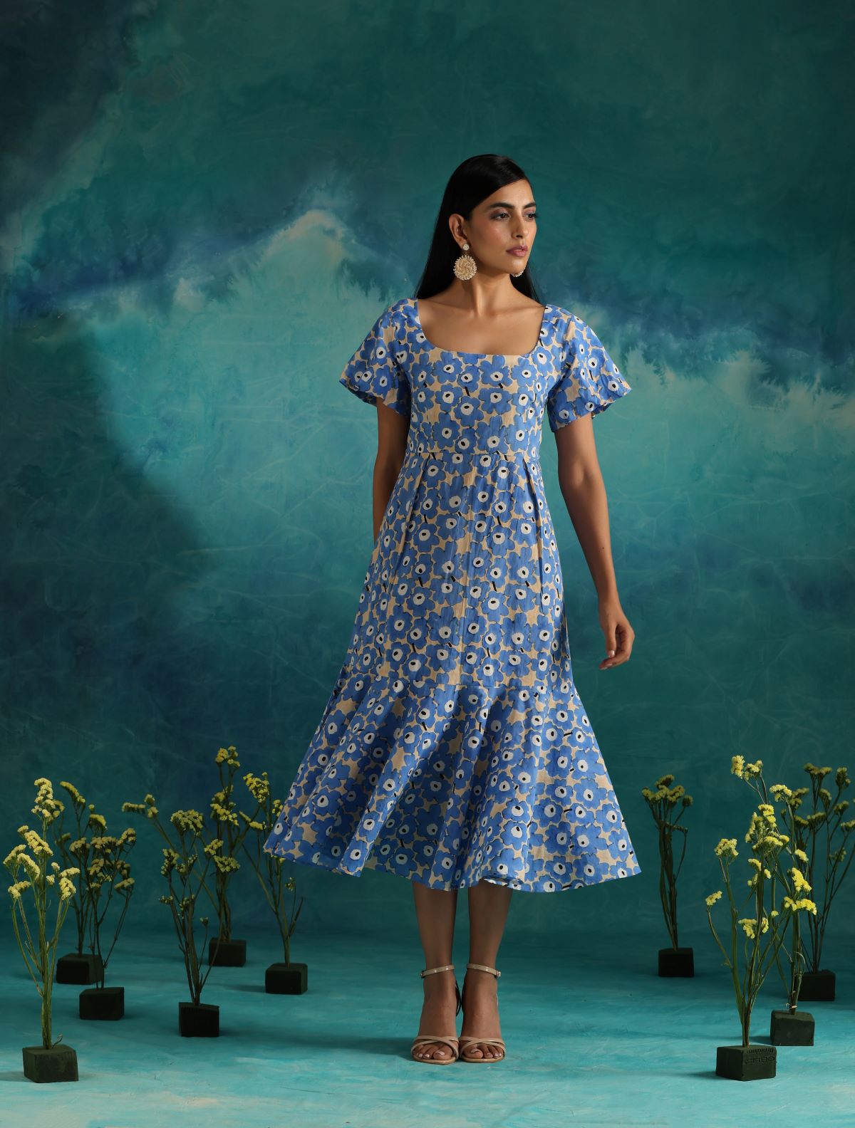 Blue clouds pleated maxi dress