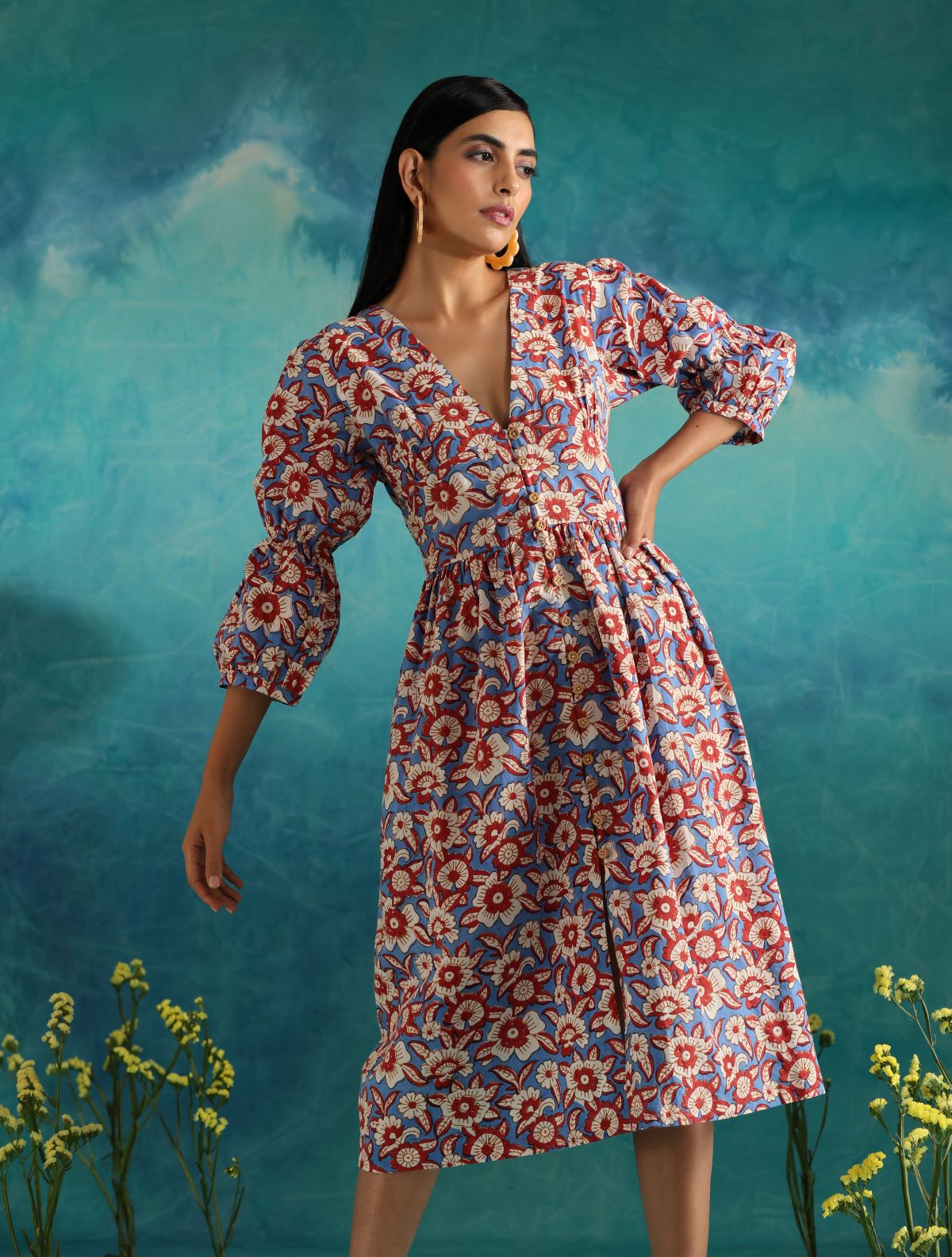 Floral fields- Deep neck floral dress with flouncy sleeves – Label