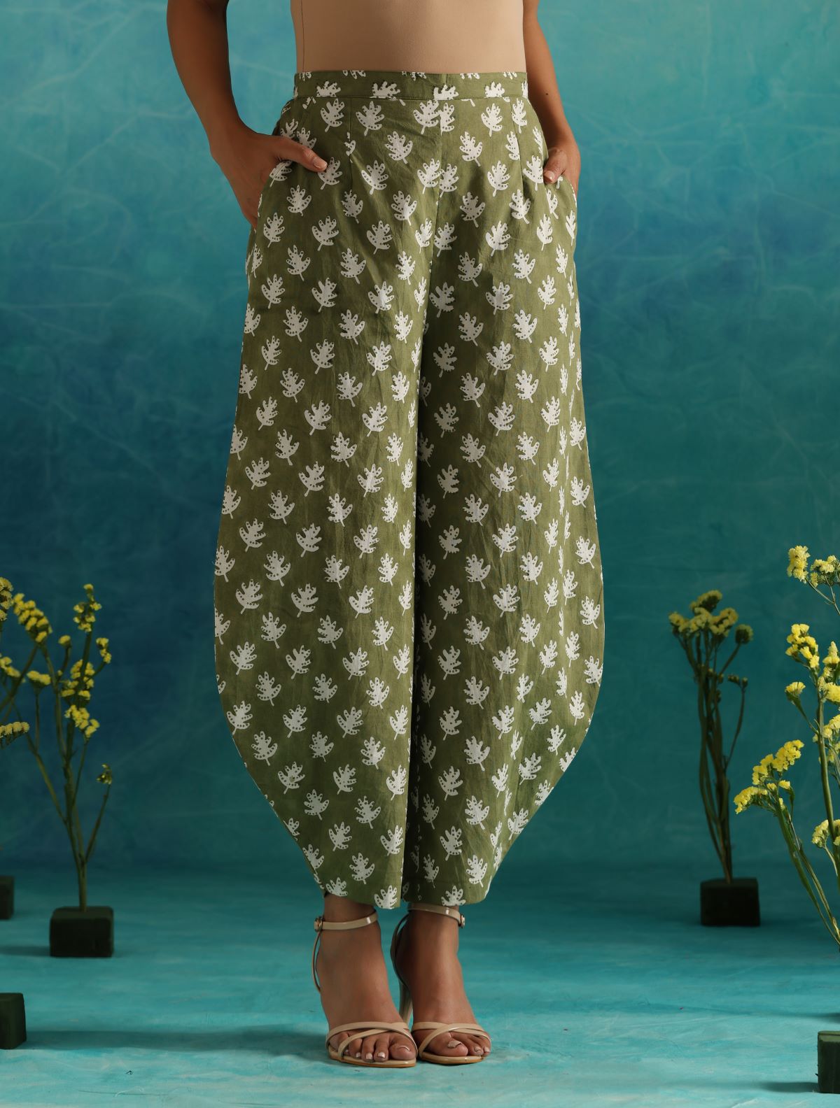 Olive leafy lounge set