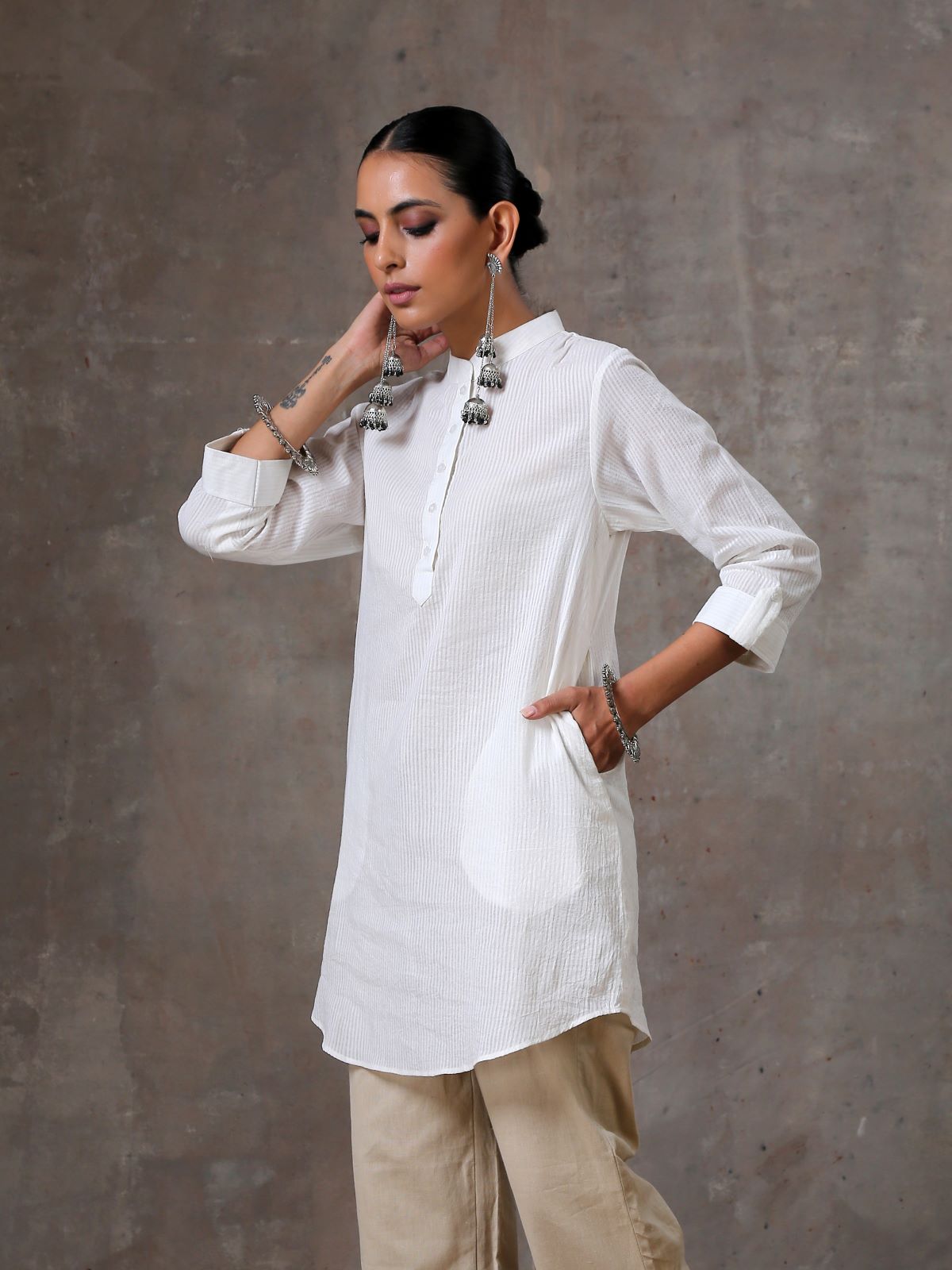 Halo- Textured white striped short kurta- SAMPLE SALE