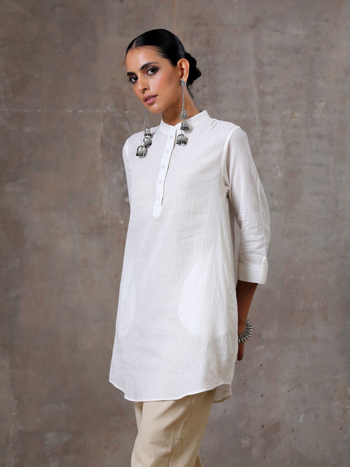 Halo- Textured white striped short kurta- SAMPLE SALE