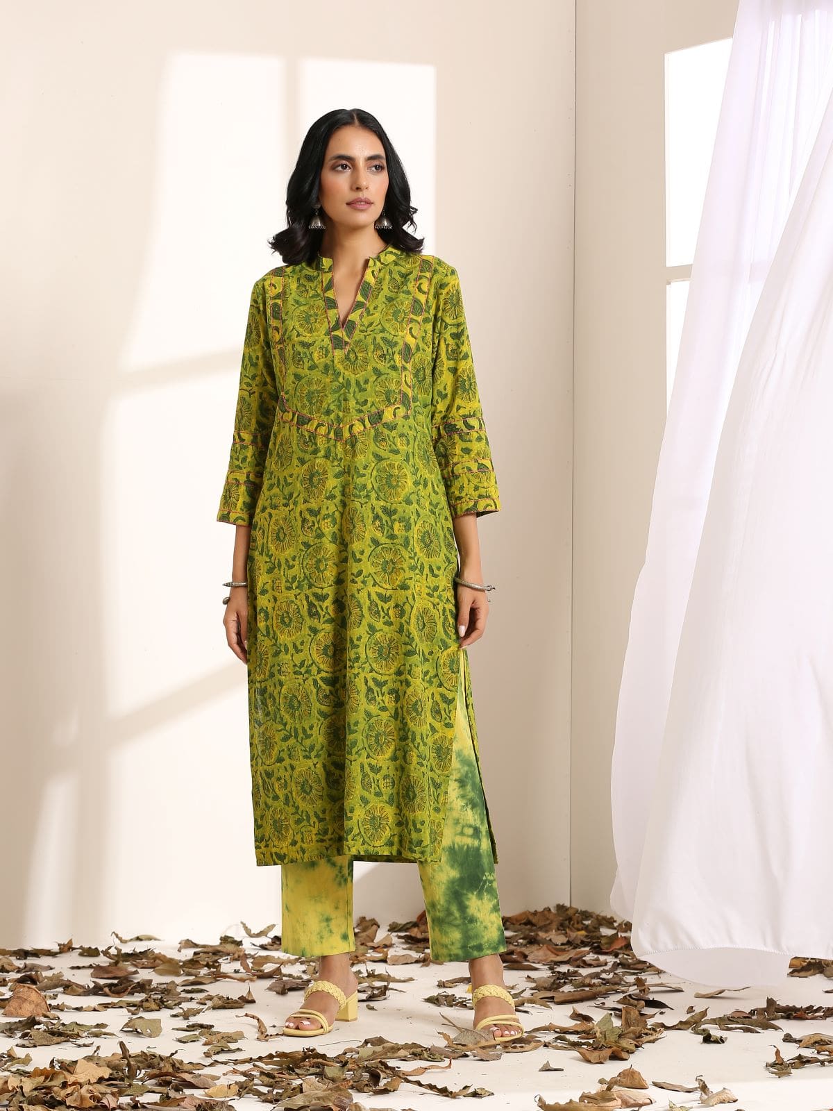 Green floral kurta set- SAMPLE SALE