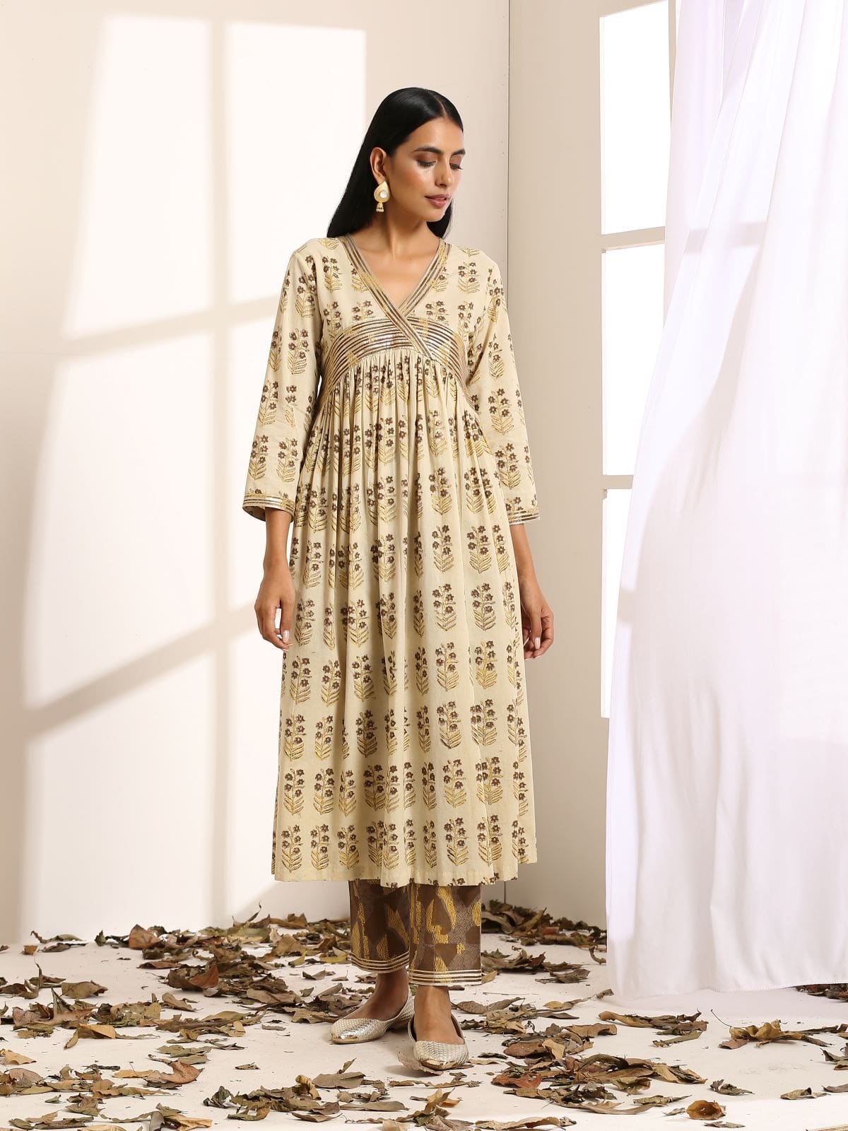 Beige flowy kurta/tunic with pants- SAMPLE SALE