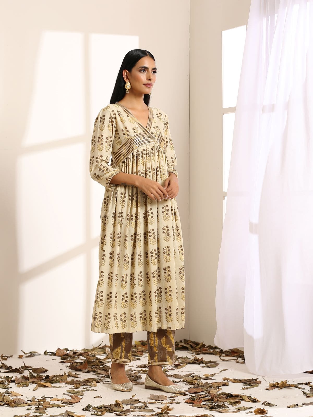 Beige flowy kurta/tunic with pants- SAMPLE SALE