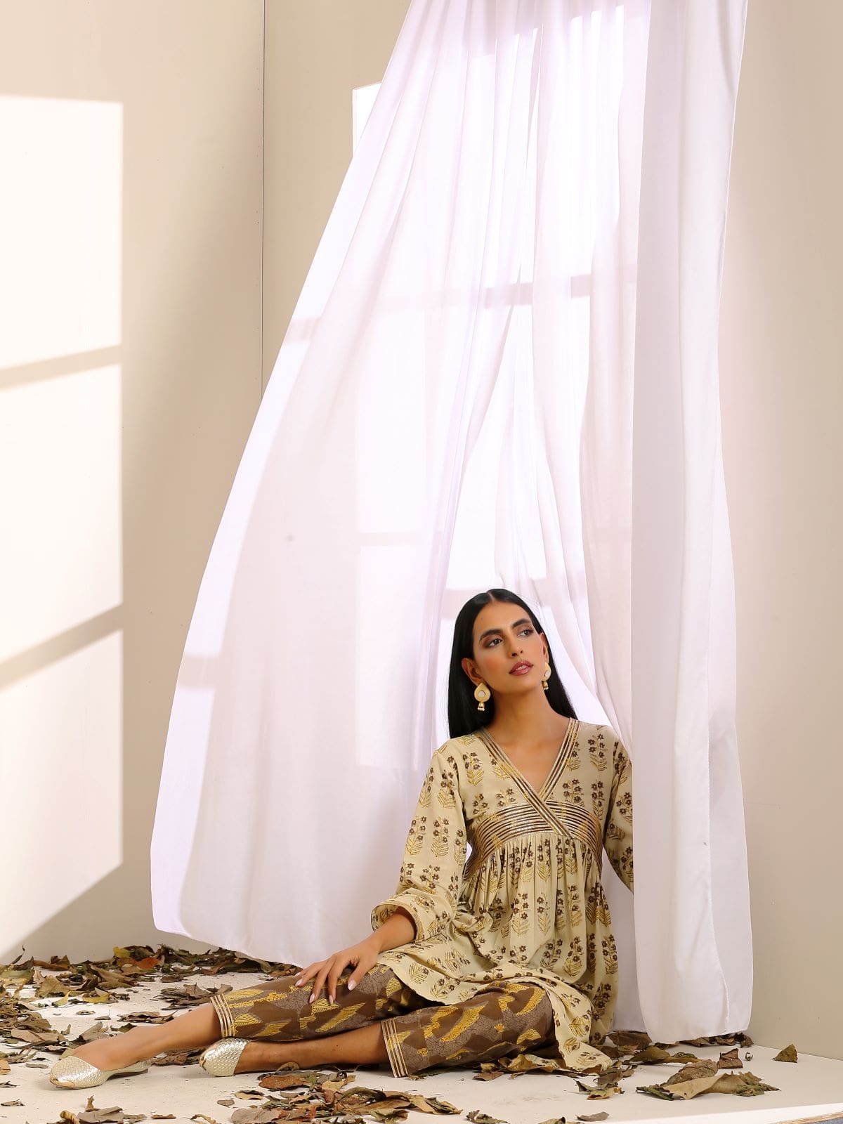 Beige flowy kurta/tunic with pants- SAMPLE SALE
