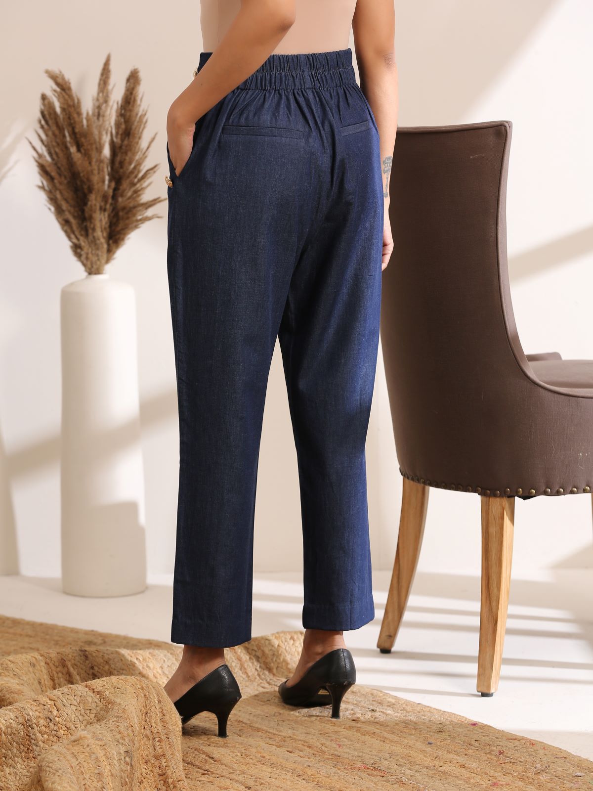 Basic - Dark denim straight fit pants with gold buttons