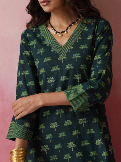 Sheesham - Kurta with subtle zari and chevron patch detailing