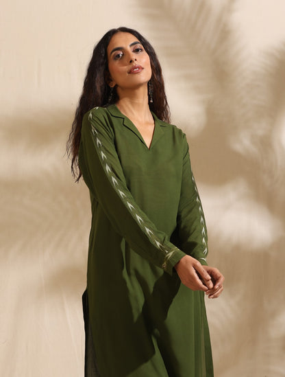 Lakshmi- Olive plain kurta with Ikat pants