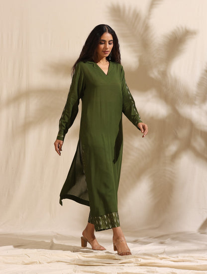 Lakshmi- Olive plain kurta with Ikat pants