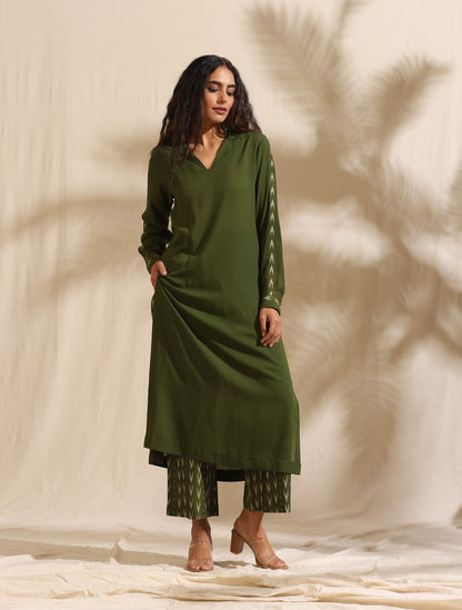 Lakshmi- Olive plain kurta with Ikat pants