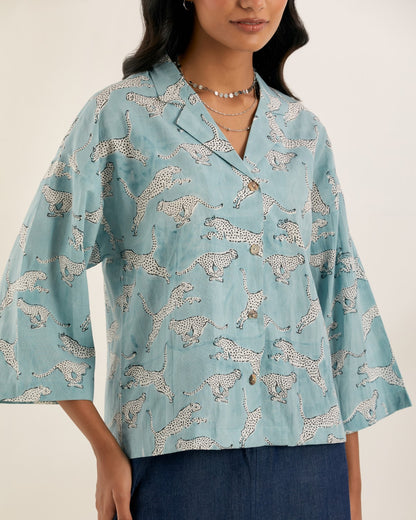 Flying Cutie- Notched collar shirt