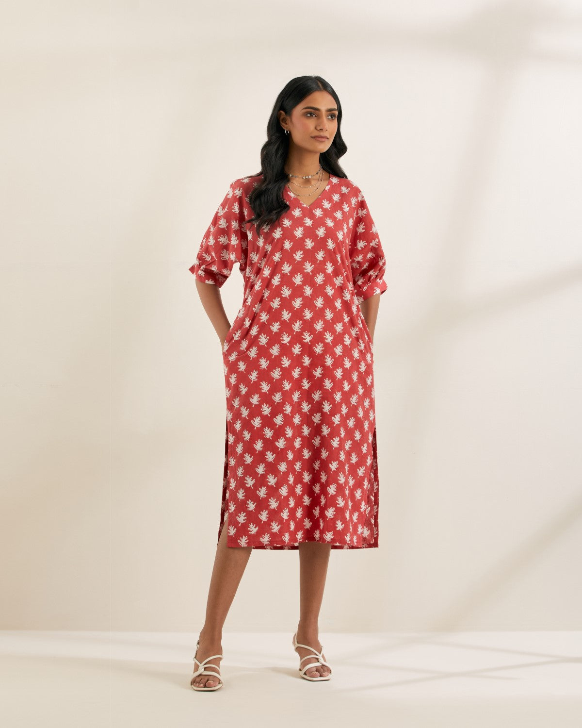 BERRY- Relaxed tunic with side slits