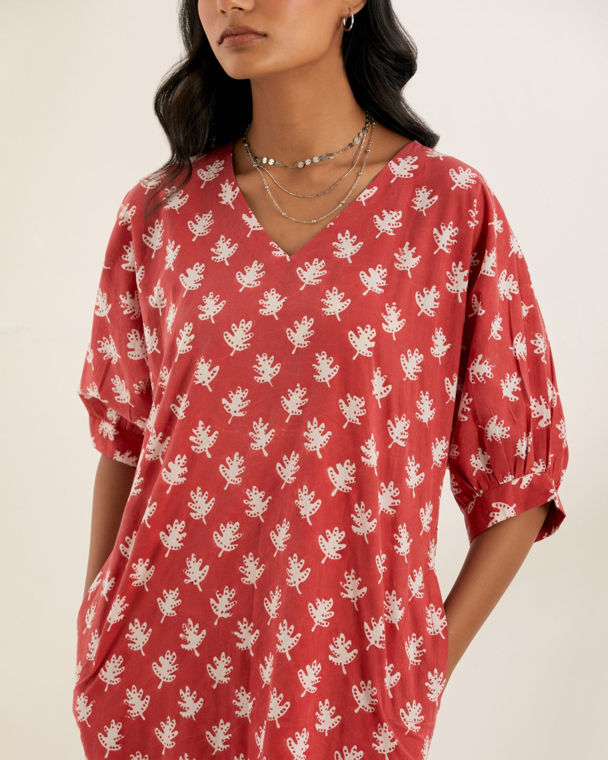 BERRY- Relaxed tunic with side slits