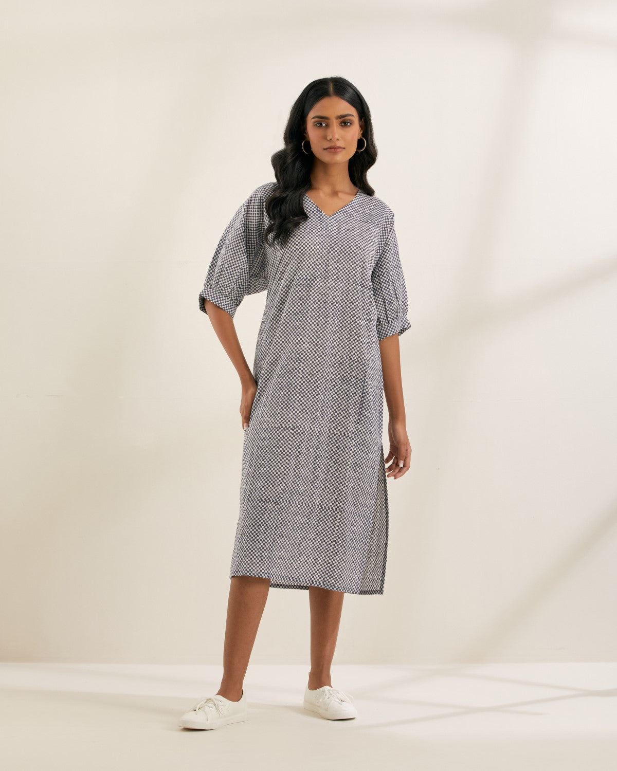 Checkmate- Relaxed tunic with side slits
