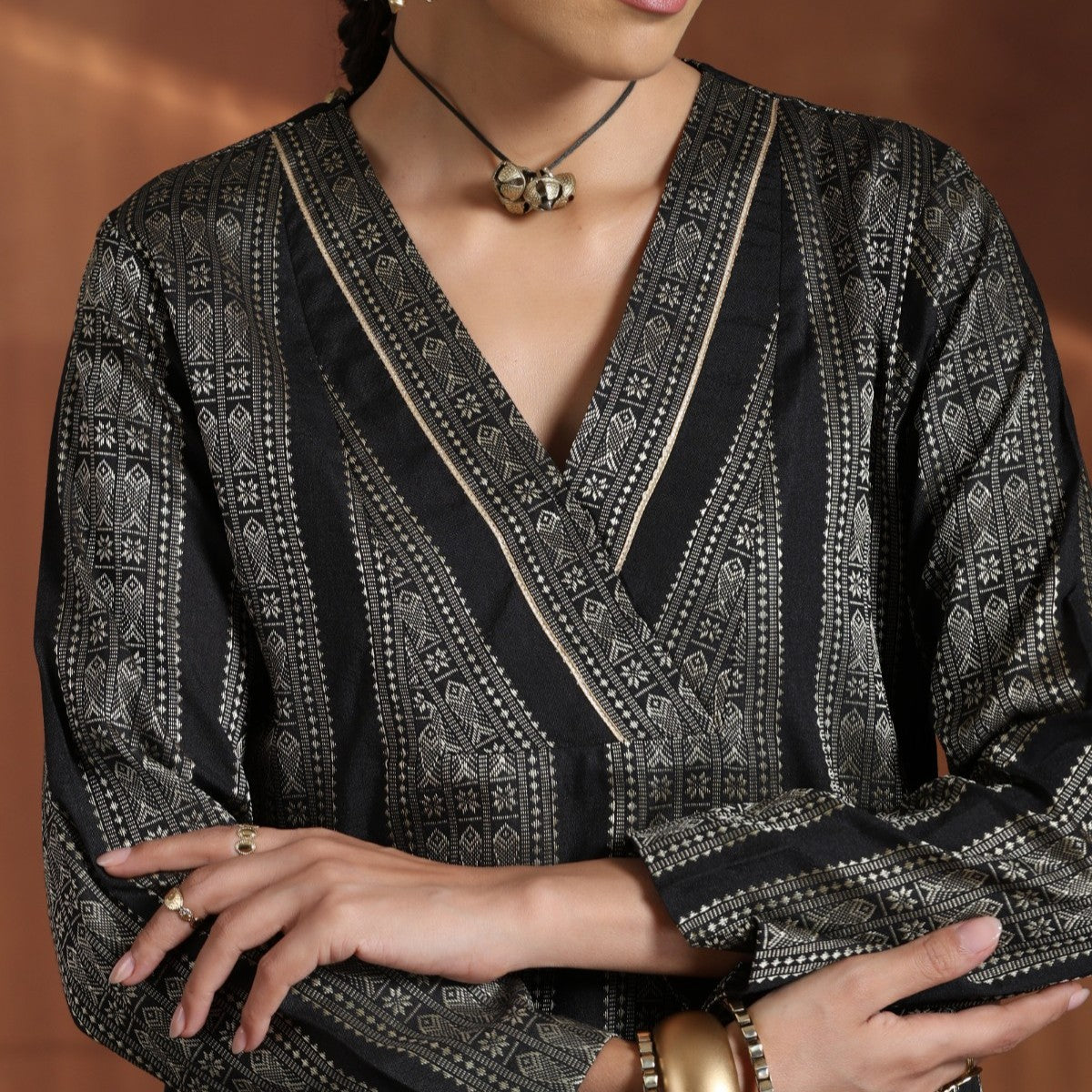 Majesty- Black short kurta with sharara