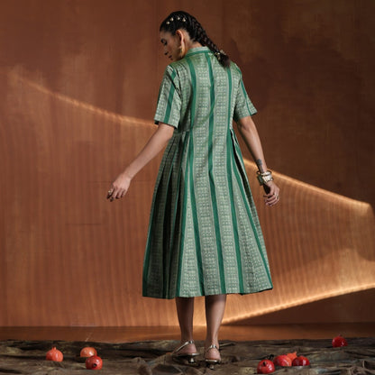 Regina- Green A line pleated dress