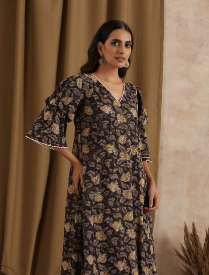 ON SALE- RaatRani-  Black grey floral kurta with ruffled sleeves and matching pants