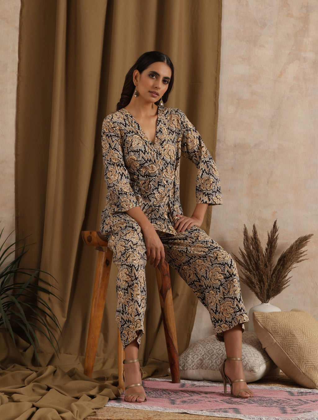 ON SALE- Nasreen- Black mustard abstract coord set