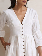 Nympha - Dreamy deep neck dress