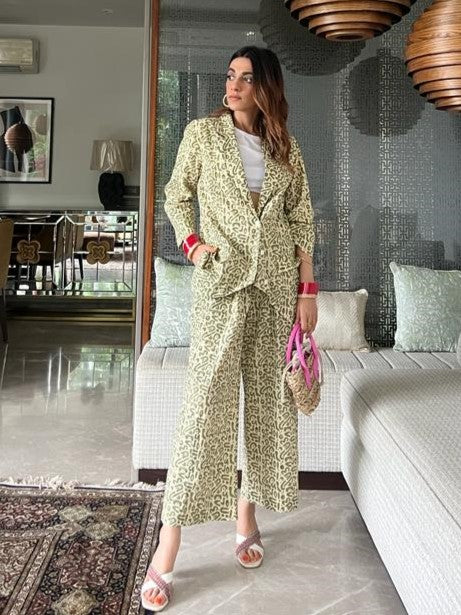 ON SALE- Olive maze coord set
