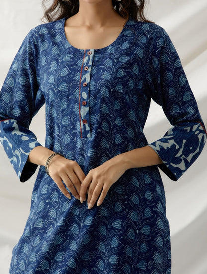 Blue tulips- Indigo flowery kurta