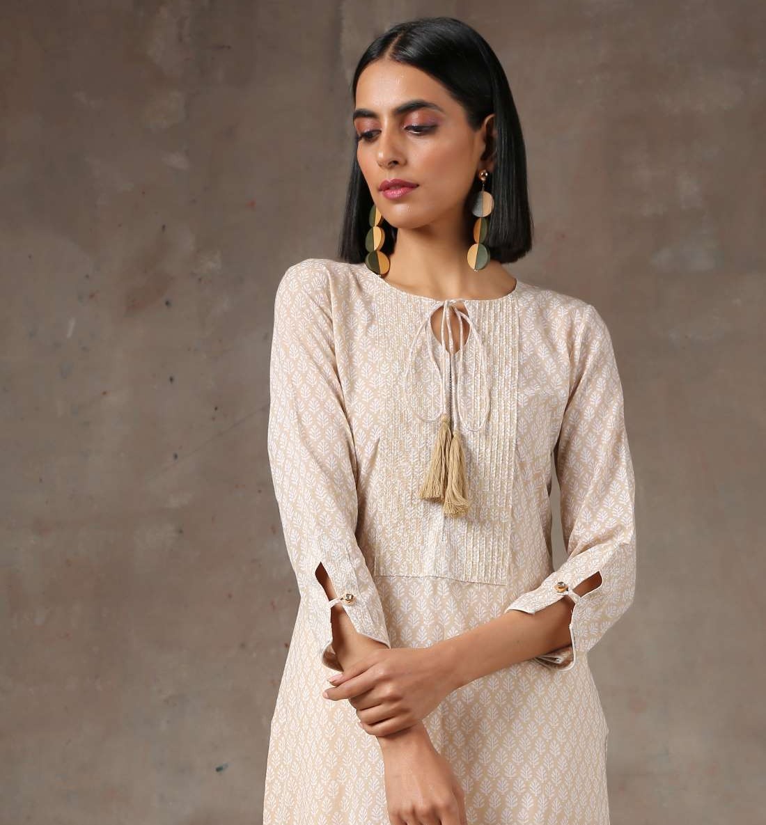 Cream booti floral kurti- SAMPLE PC